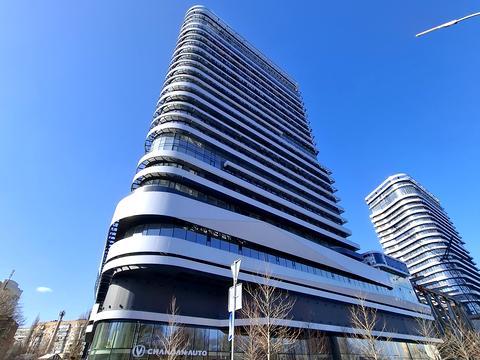 паркомісце за адресою Ужгородський пров., 4/1