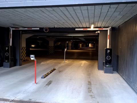 паркомісце за адресою Ужгородський пров., 4/1