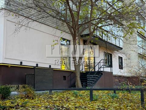комерційна за адресою Київ, Андрія Верхогляда вул. (Михайла Драгомирова), 6-Б