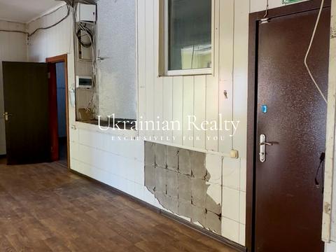 комерційна за адресою Воскресенський просп. (Перова), 44