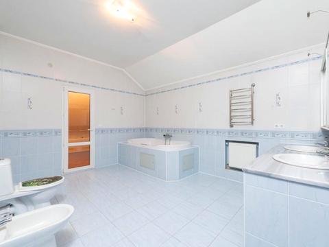 дом по адресу Незалежності