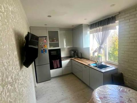 дом по адресу Осіння