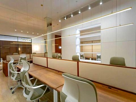 комерційна за адресою Саксаганського вул., 58