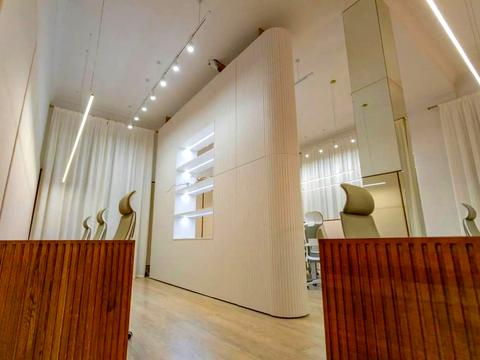 комерційна за адресою Саксаганського вул., 58