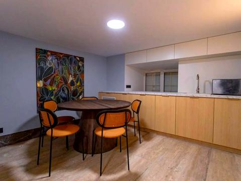 комерційна за адресою Саксаганського вул., 58