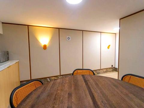 комерційна за адресою Саксаганського вул., 58