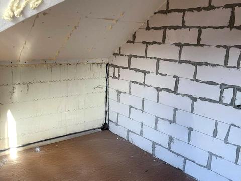 дом по адресу Озерна