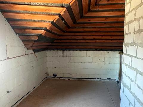 дом по адресу Озерна