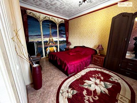 квартира за адресою Пилипа Орлика вул. (Паризької Комуни), 23/2