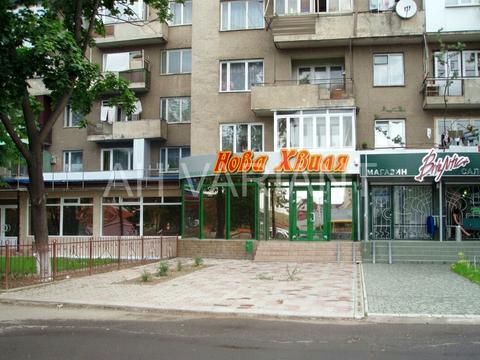 коммерческая по адресу Михайла Грушевського ул., 63