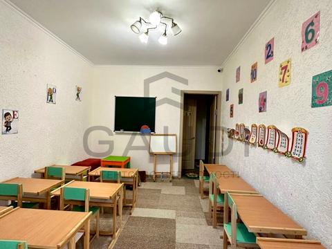 комерційна за адресою Архітектора Старова вул., 4-К