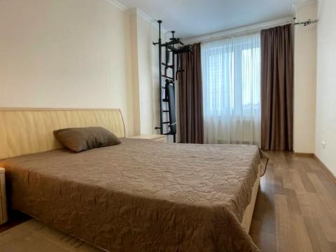 квартира по адресу Академика Глушкова просп., 9-В