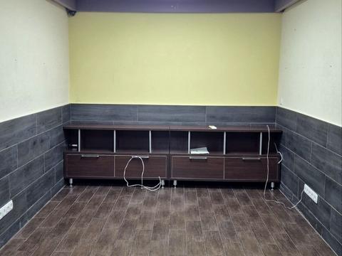 комерційна за адресою Ольжича вул., 5