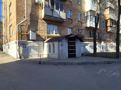 комерційна за адресою Ольжича вул., 5