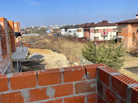 будинок за адресою Зубрівська