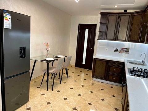 квартира за адресою Тролейбусна вул., 9-Б