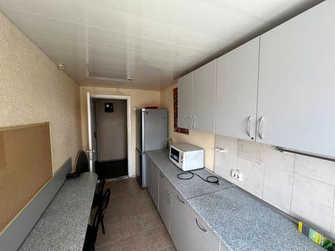 комерційна за адресою Леоніда Жаботинського вул. (Правди), 53