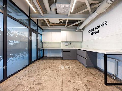 комерційна за адресою Манізера вул. (Красіна), 8