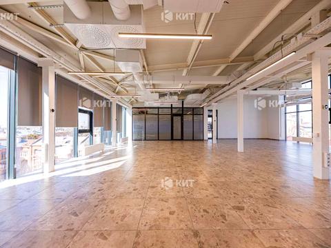 комерційна за адресою Манізера вул. (Красіна), 8