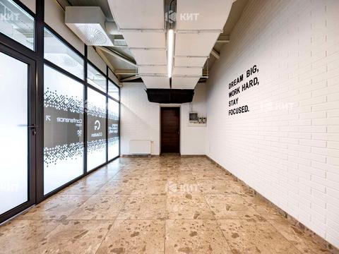 комерційна за адресою Манізера вул. (Красіна), 8