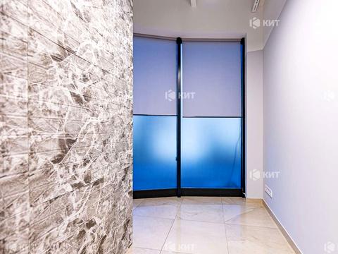 комерційна за адресою Манізера вул. (Красіна), 8