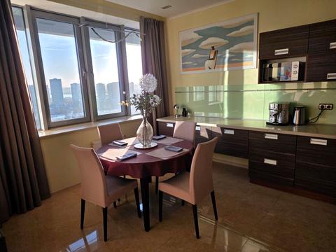 квартира за адресою Дніпровська набережна вул., 14