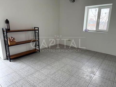 будинок за адресою с. Гатне, Фастівський район