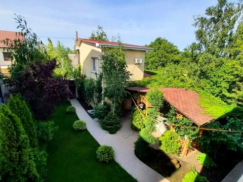 будинок за адресою Райдужна вул., 21