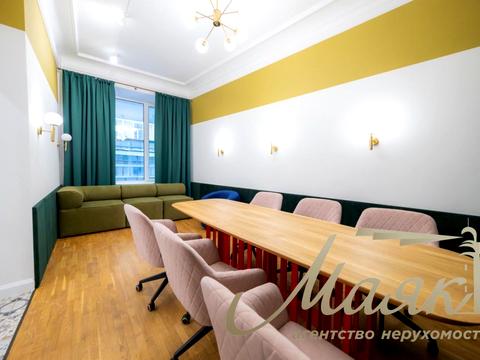 комерційна за адресою Володимирська вул., 92