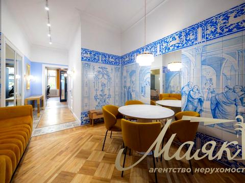 комерційна за адресою Володимирська вул., 92