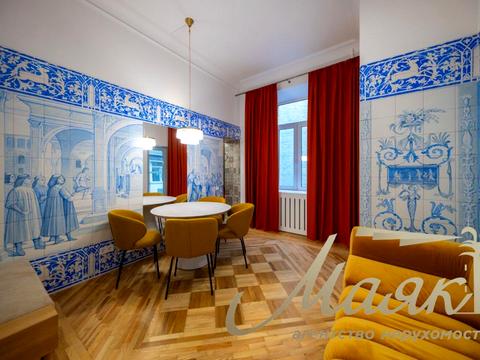 комерційна за адресою Володимирська вул., 92