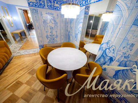 комерційна за адресою Володимирська вул., 92