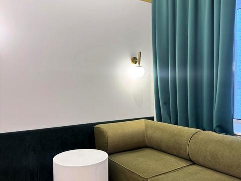 комерційна за адресою Володимирська вул., 92