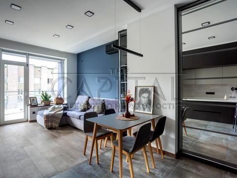 квартира за адресою Лабораторний пров., 7