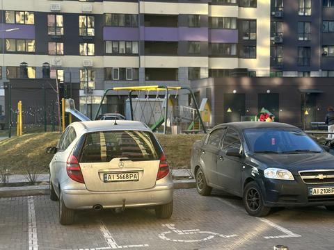 коммерческая по адресу Воздухофлотский просп. (Повітрофлотський), 56