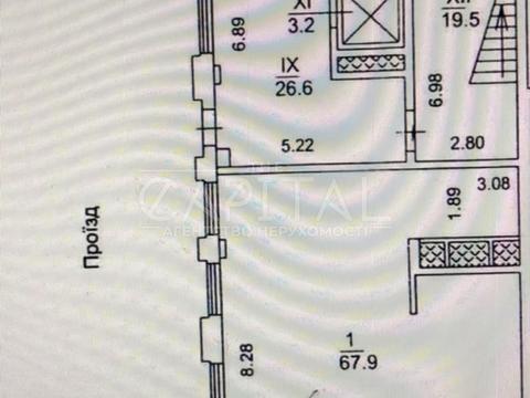 комерційна за адресою Володимирська вул., 41