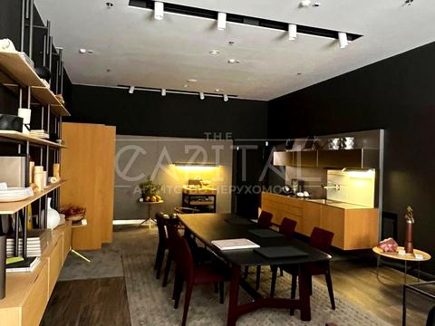 комерційна за адресою Володимирська вул., 41