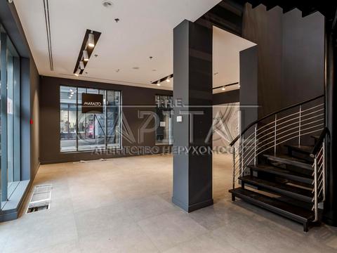 комерційна за адресою Володимирська вул., 41