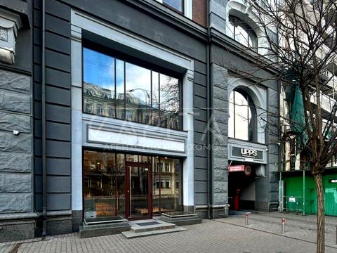 комерційна за адресою Володимирська вул., 41