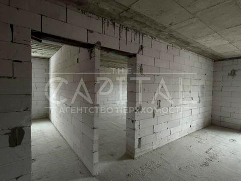 комерційна за адресою Озерна вул., 3