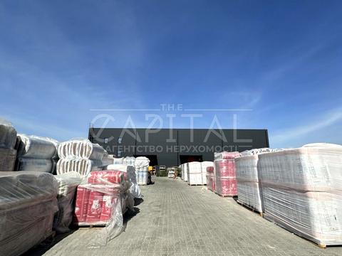 комерційна за адресою В'ячеслава Чорновола, 1