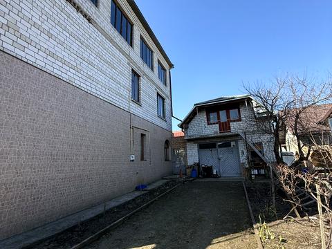 будинок за адресою Проек