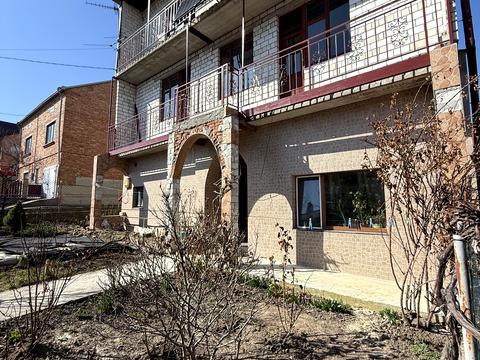 будинок за адресою Проек