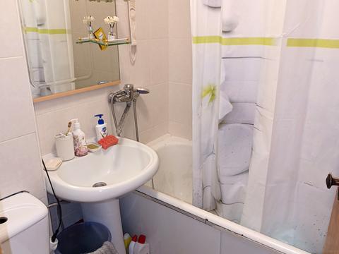 квартира за адресою Леоніда Каденюка просп. (Юрія Гагаріна), 13-А