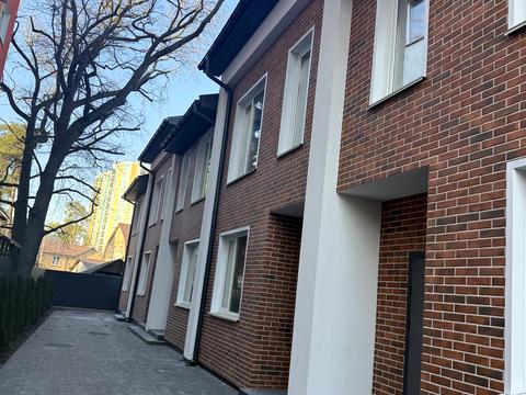 будинок за адресою Українська вул., 37