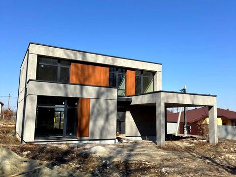 дом по адресу Підлісна