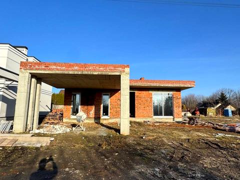 будинок за адресою Василя Симоненка вул., 1