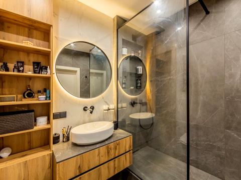 квартира по адресу Вышгородская ул., 45/13