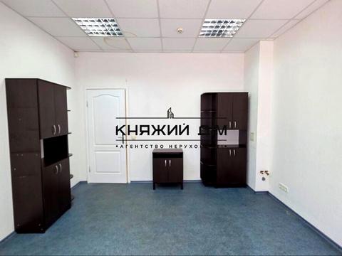 комерційна за адресою Миколи Голего вул. (Лебедєва-Кумача), 5