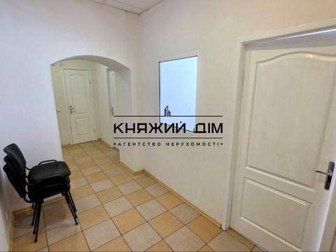 комерційна за адресою Миколи Голего вул. (Лебедєва-Кумача), 5